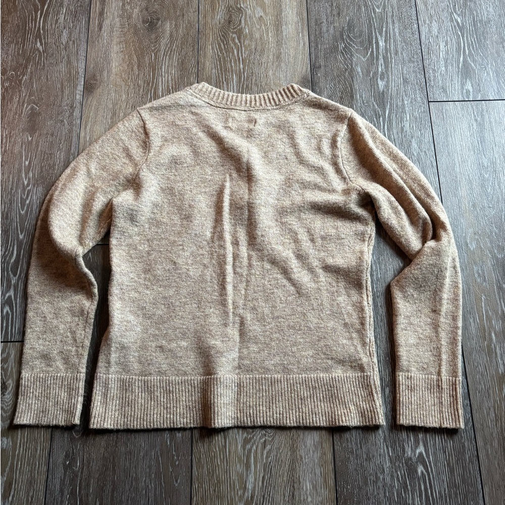 Sweater - Picture 2 of 4